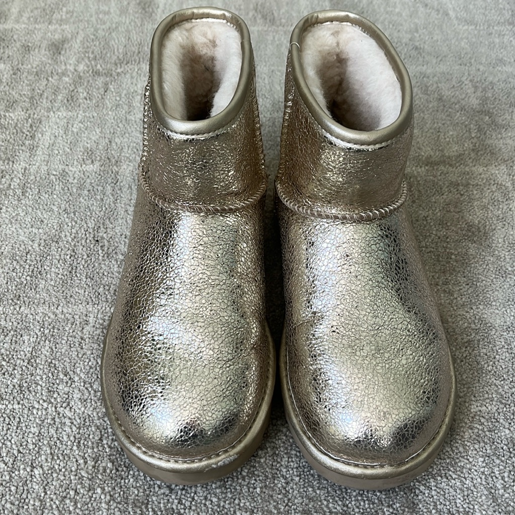 Ugg Classic Mini